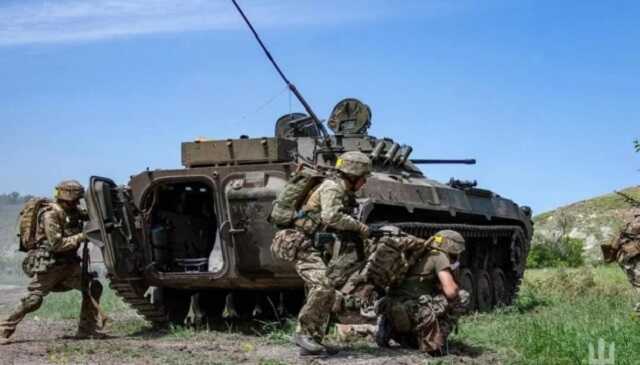 Ворог помітно активізувався на Торецькому і Сіверському напрямках, - Генштаб