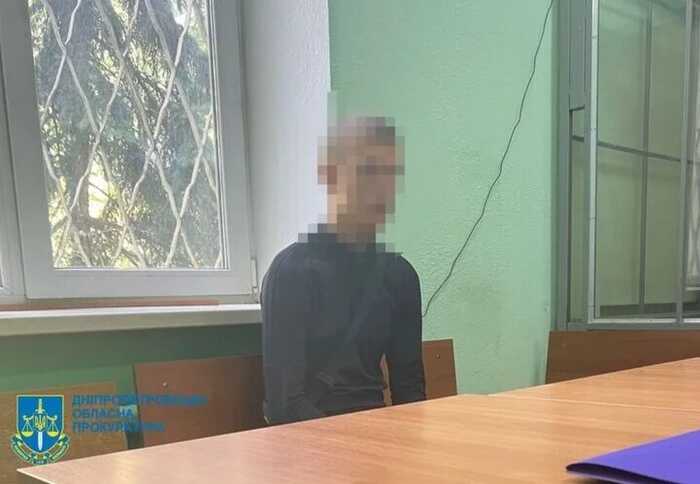 У Дніпрі судитимуть 16-річного хлопця за підпал авто військового