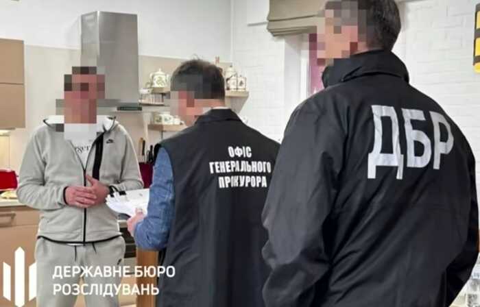 Нардеп Бондарєв отримав підозру за організацію незаконного переправлення через кордон чоловіків