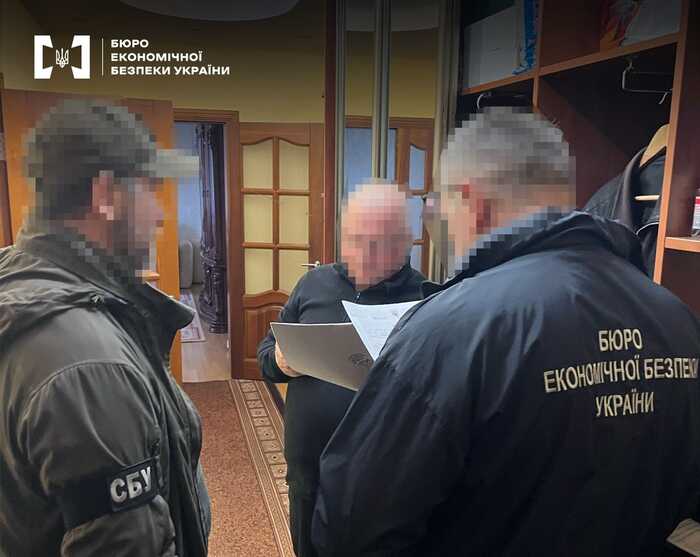 Посадовців КП Києва викрили у розкраданні 153 млн гривень на будівництві Подільського мосту