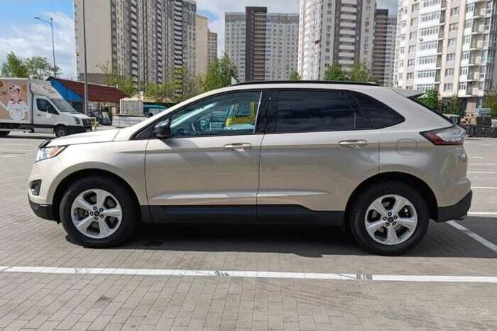Ексчиновниця Сидоренко на Чернігівщині купила престижний Ford за 20 тисяч гривень