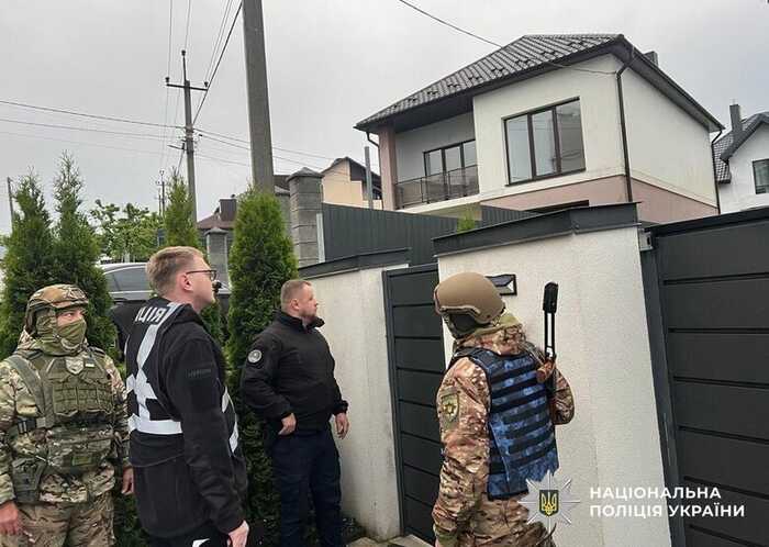 Виманили у забудовника понад 2 мільйони доларів: На Тернопільщині викрито аферистів