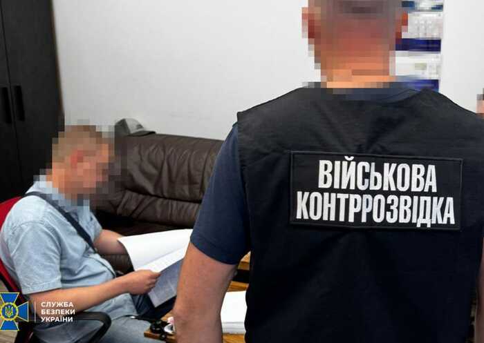 СБУ та Нацполіція викрили посадовця Міноборони, який завдав державі збитків на 5,4 мільйона гривень