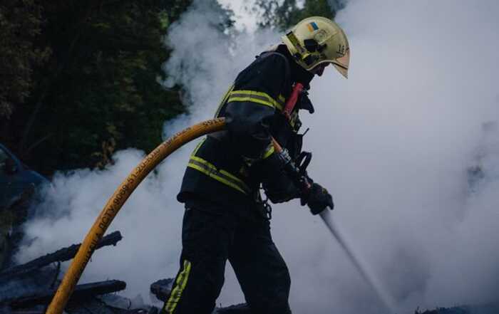 Шостка під атакою дронів: росіяни били по місту чотири години
