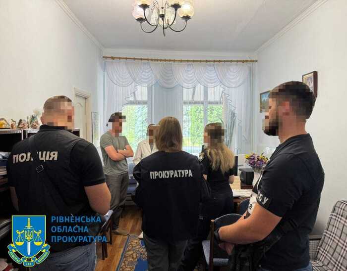На Рівненщині 26 посадовцям і підприємцям оголосили підозри через збитки державі на 21 мільйон гривень
