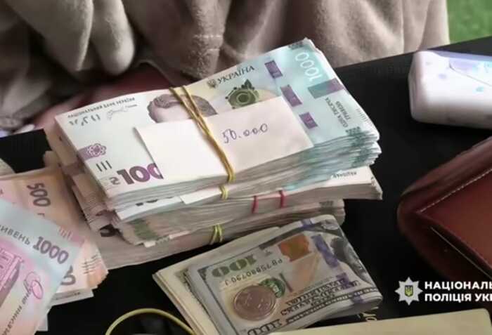8 тисяч доларів за “бронь”: у Києві директорка фірми організувала схему ухилення від мобілізації