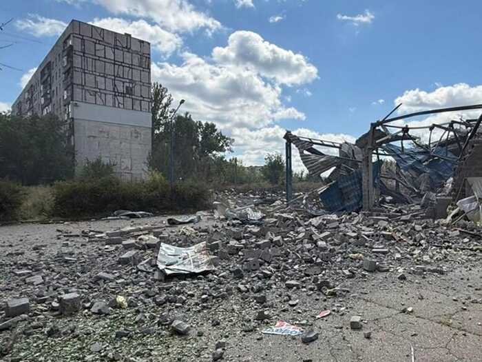 Загарбники вдень скинули п’ять ФАБів на Костянтинівку, є постраждалі